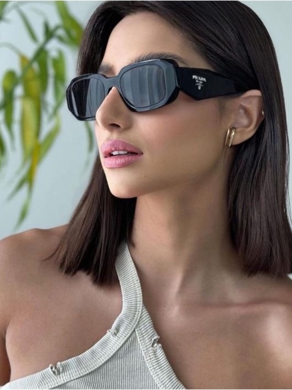 Pr Black Rectangular Women's Sunglasses